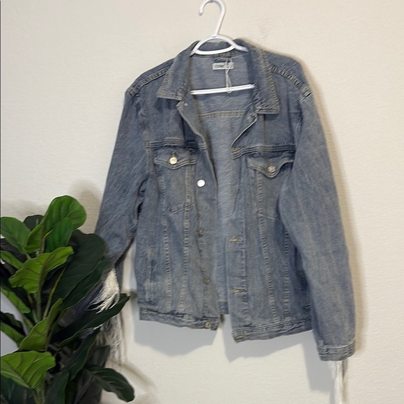 Elia Cher Large Denim Fringe Jacket - Picture 3 of 6